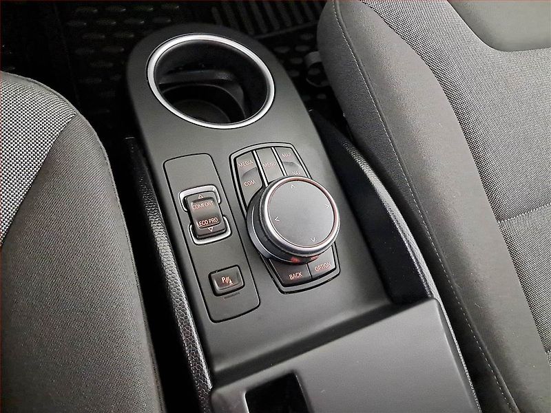 BMW i3 (2019) 94Ah BEV, SoH 89% - fotka 19 z 19
