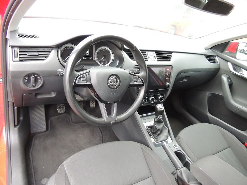 Škoda Octavia (2019) 1.5TSi,110kw,Style,ČR,1majitel - fotka 19 z 61