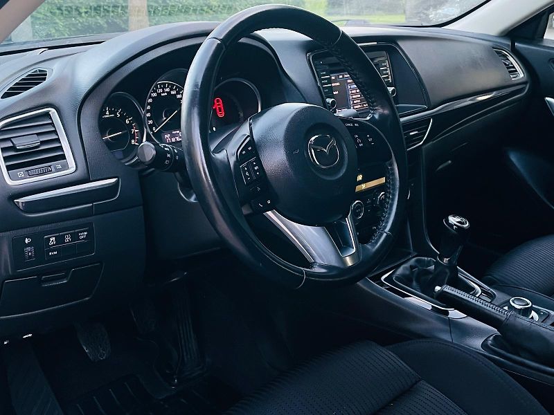 Mazda 6 2.0i 1.MAJITEL VÝHŘEV SENZORY - fotka 27 z 49