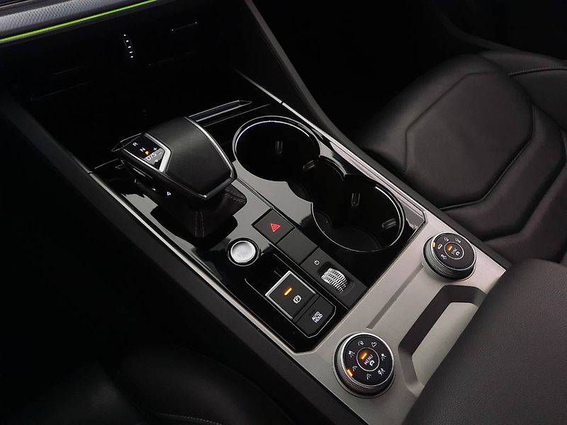 Volkswagen Touareg (2022) R-Line 3.0 TDI (210kW/285k) Ti - fotka 13 z 25