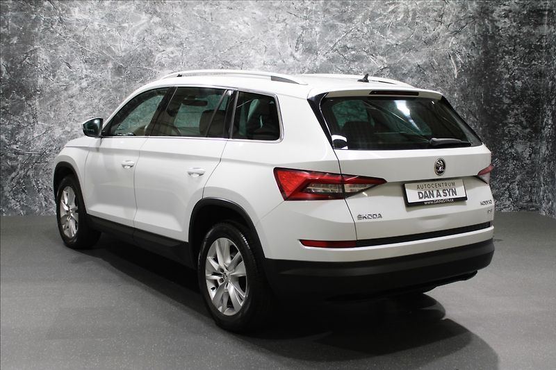 Škoda Kodiaq 2,0 TDI DSG 4x4 Style - fotka 3 z 35