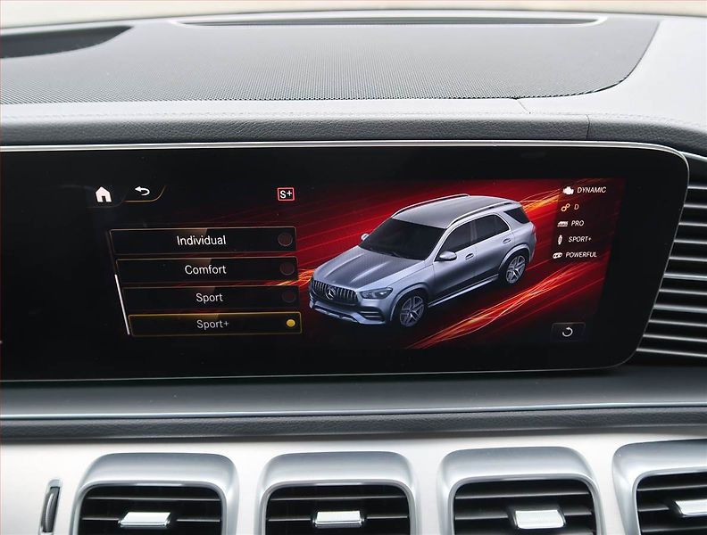 Mercedes-Benz GLE (2020) 53 AMG, 360°, Vzduch, ACC - fotka 25 z 29