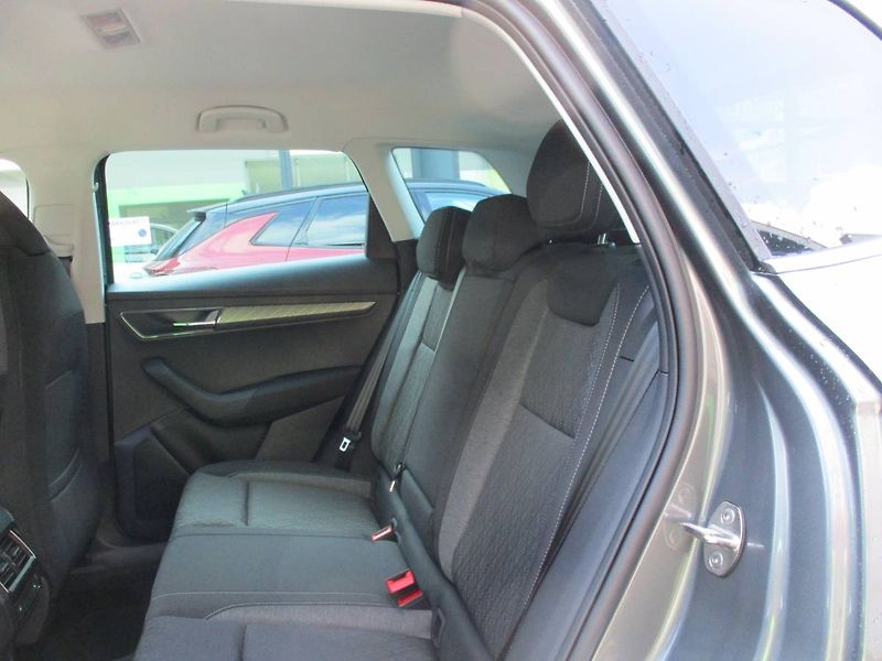 Škoda Karoq Top Selection 1,5TSI 110kW DSG - fotka 14 z 16