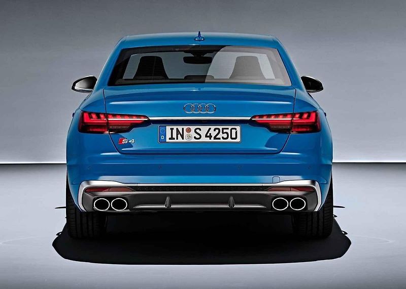 Audi ukázalo i novou verzi S4 Avant s naftovým motorem TDI