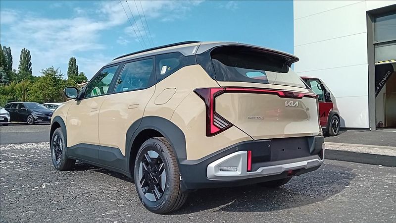 Kia Seltos 1,6 T-GDi 4x2 COMFORT (2027) - fotka 5 z 7