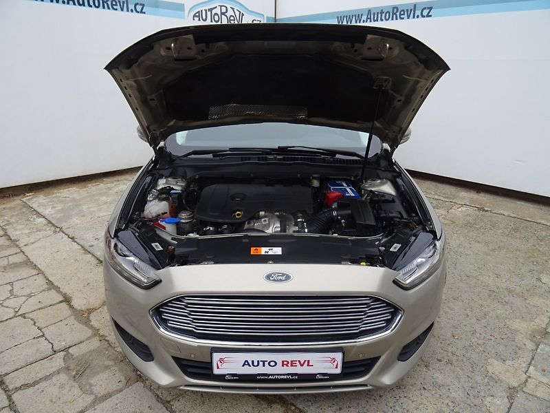 Ford Mondeo (2015) 1.6TDCi,85kW,e.serv.k,navi - fotka 21 z 24