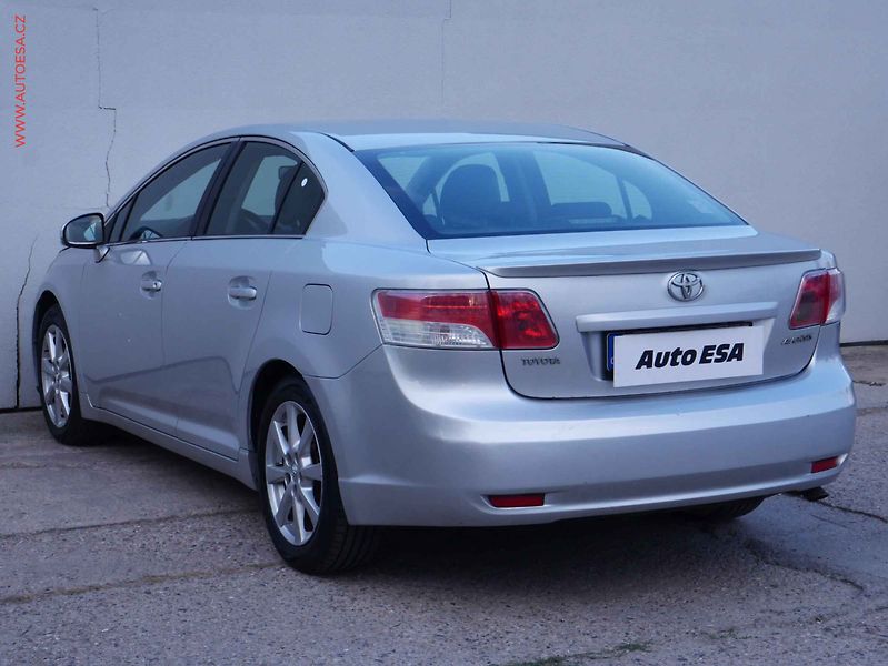 Toyota Avensis (2009) 2.0 D-4D, AC, temp - fotka 4 z 19