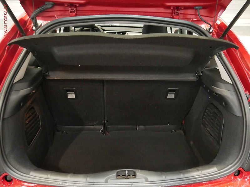 Citroën C3 (2016) 1.2., 1.maj,ČR, AC, temp - fotka 7 z 15