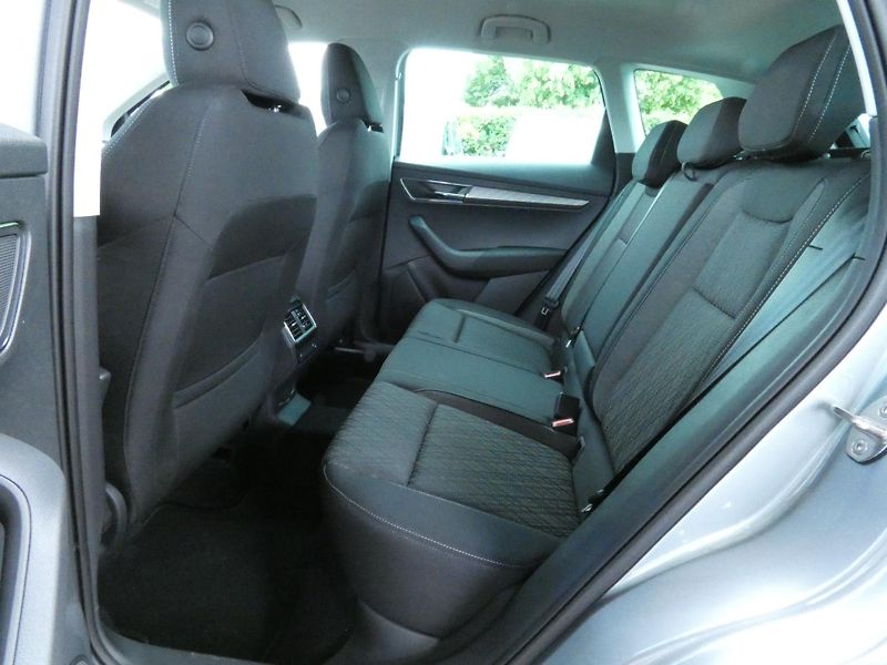 Škoda Karoq (2026) Top Selection 1.5 TSI 110 kW D - fotka 24 z 30