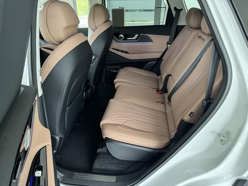 Chery TIGGO 9 PHEV (2026) 1,5T Unique - fotka 12 z 64