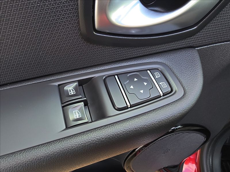 Renault Clio 1,2 i Limited KLIMA Tempomat - fotka 14 z 42