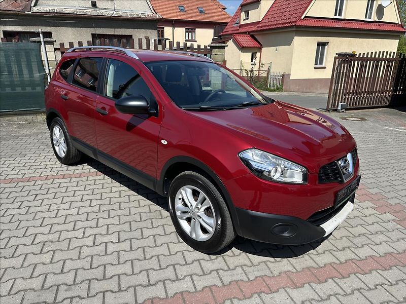 Nissan Qashqai 2,0 +2 4x4 7.Míst - fotografie inzerátu