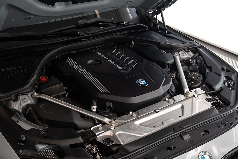 BMW Řada 4 M440i xDrive Cabrio HarmanKard - fotka 21 z 26