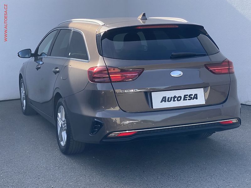 Kia Ceed (2018) 1.4T-GDi, ČR, AT, navi - fotka 6 z 21