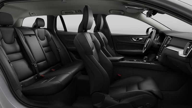 Volvo V60 (2026) B4 AUT DARK PLUS - fotka 4 z 10