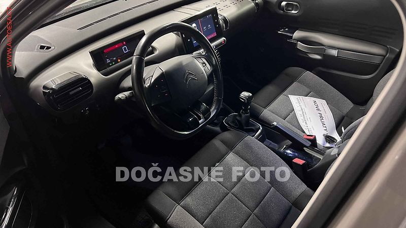 Citroën C4 Cactus (2019) 1.2 PT, 2.maj,ČR, Feel - fotka 3 z 3