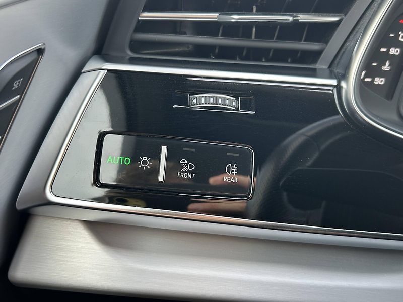Audi Q7 50 Sline Quattro 8TT 3,0TDI - fotka 22 z 27