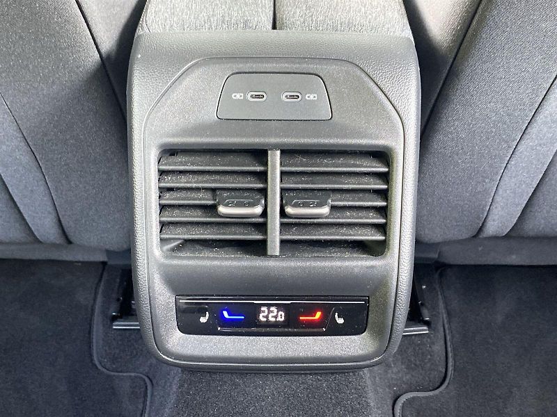 Škoda Superb (2025) 2.0 TDI DSG Selection - fotka 28 z 37