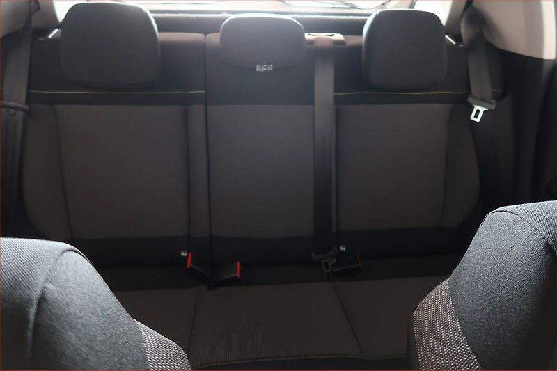 Citroën C3 (2018) 1.2 PureTech, Tempomat - fotka 10 z 16