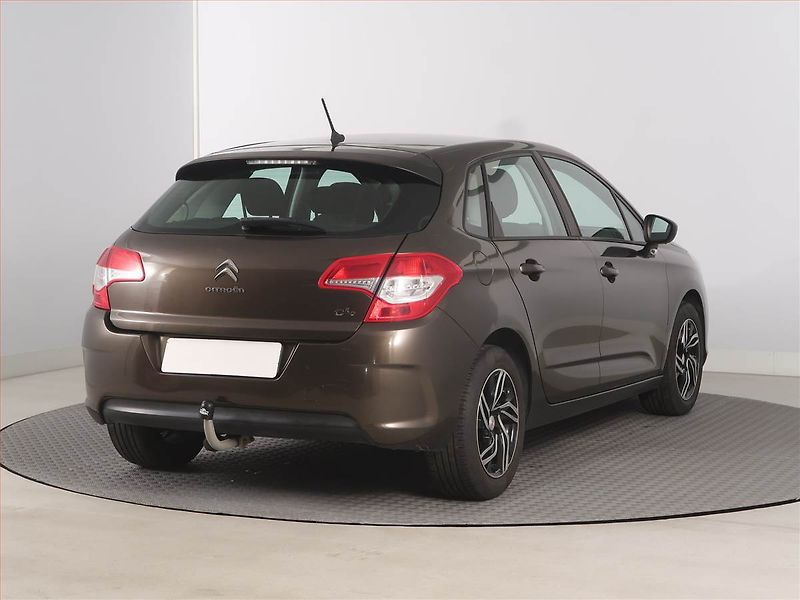 Citroën C4 (2013) 1.4 16V, Tempomat - fotka 5 z 15