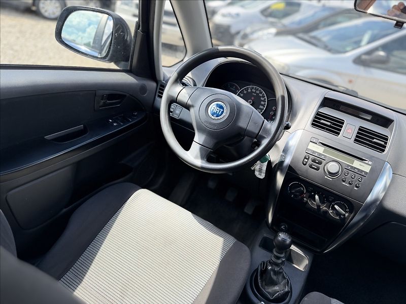 Fiat Sedici 1,9 JTD 4X4 TAŽNÉ,NOVÉ V ČR - fotka 19 z 24