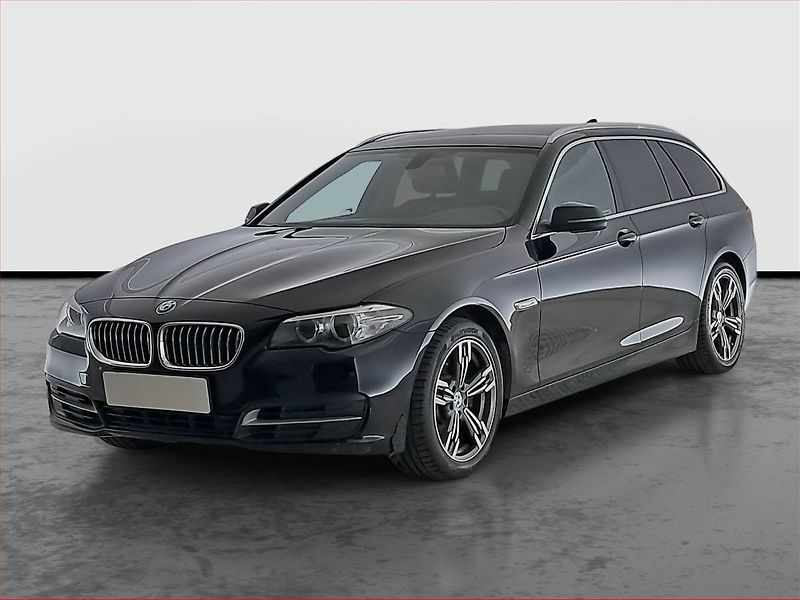 BMW Řada 5 (2014) 525d xDrive, 4X4, Automat - fotka 2 z 24