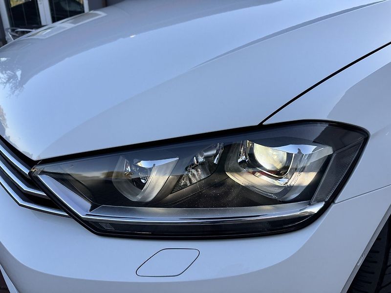 Volkswagen Golf Sportsvan (2015) 1.4TSi DSG Xenony Navi Tažné Z - fotka 35 z 50