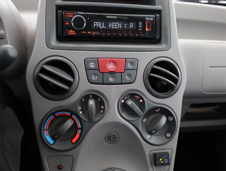 Fiat Panda (2006) 1.1, LPG, ČR,1.maj, po STK - fotka 9 z 11