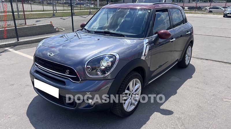 Mini Countryman (2016) 2.0 SD, AT, navi, bixen - fotka 1 z 3