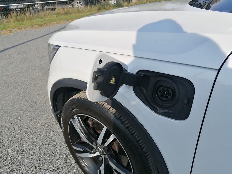 Volvo XC40 (2020) 1.5 T5 PHEV R-DESIGN 192kW - fotka 37 z 41