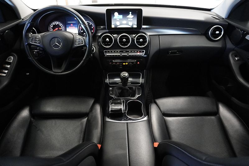 Mercedes-Benz Třídy C (2015) C200 CDI - fotka 20 z 31