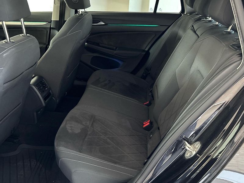Volkswagen Golf Life - fotka 6 z 7