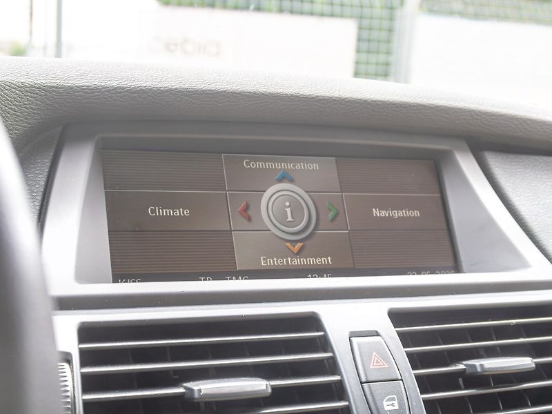 BMW X5 (2007) 3.0D 173KW 7sed – PO SERVISU - fotka 27 z 50