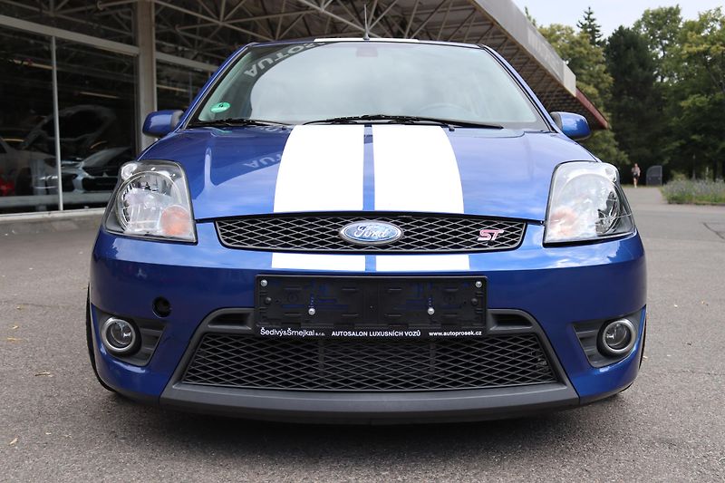 Ford Fiesta ST 2.0i 110kW - fotka 3 z 49