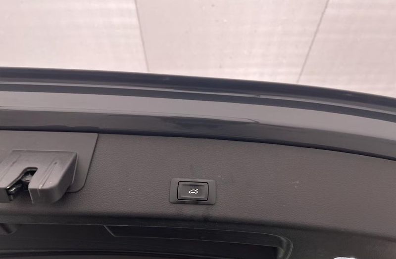 Audi Q8 e-tron 50 Q Vzduch. odpružení Kamera - fotka 9 z 32