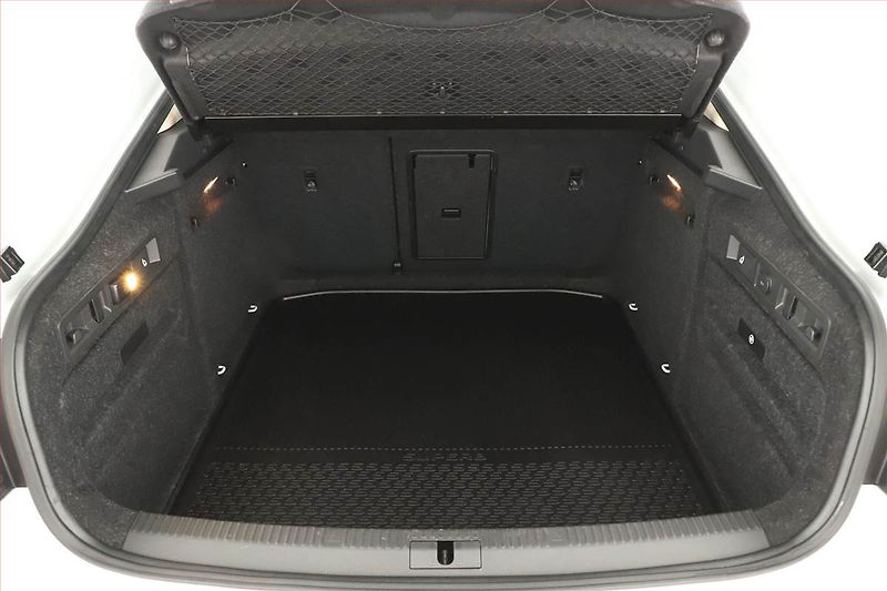 Škoda Superb (2017) 2.0 TDI, Automat, Kůže, Navi - fotka 11 z 20