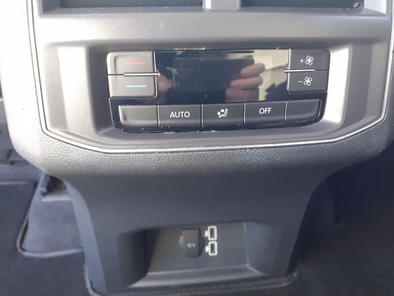Volkswagen Atlas (2019) 3.6 V6 4x4 6 MÍST - fotka 27 z 42