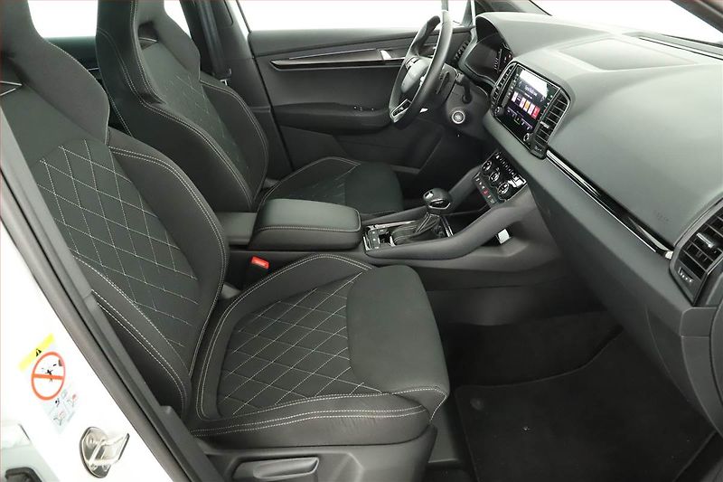 Škoda Karoq (2025) 1.5 TSI, Sportline, Navigace - fotka 7 z 17