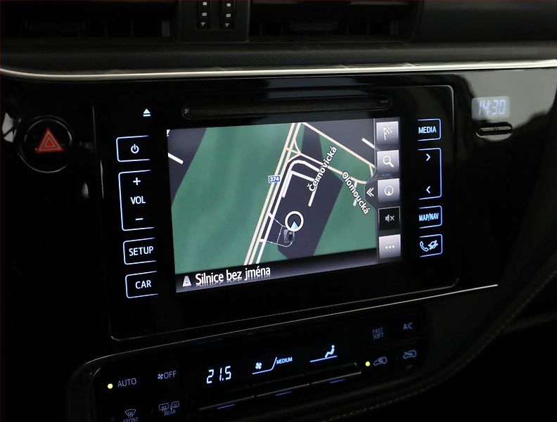 Toyota Auris (2018) Hybrid, Automat, Navi - fotka 16 z 21