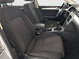 Volkswagen Passat (2014) Comfortline 2.0 TDI, Tempomat - náhled 9