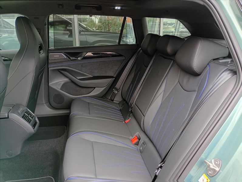 Volkswagen Passat (2026) 2,0 TDI 142kW 7DSG  R-Line Peo - fotka 19 z 19