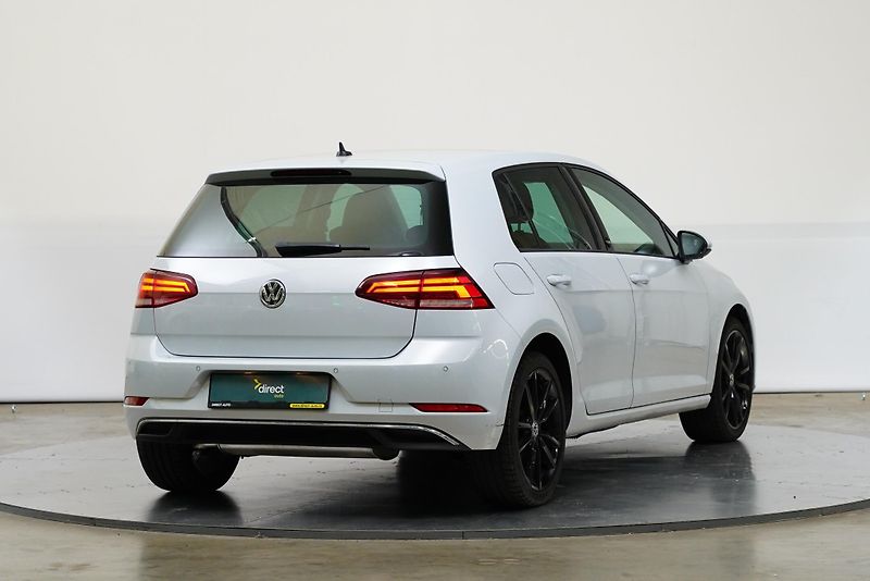 Volkswagen Golf - fotka 2 z 22