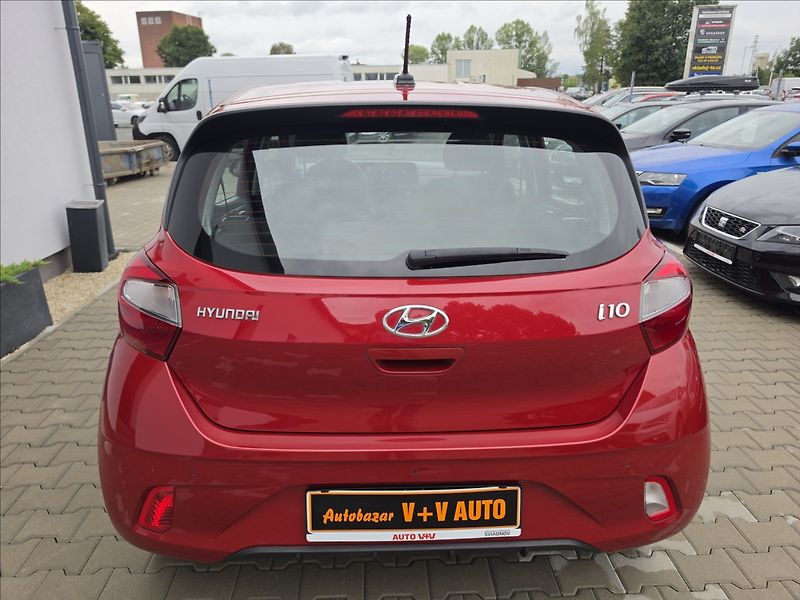 Hyundai i10 1,0 49KW vyhř. volat + sedadla - fotka 7 z 41