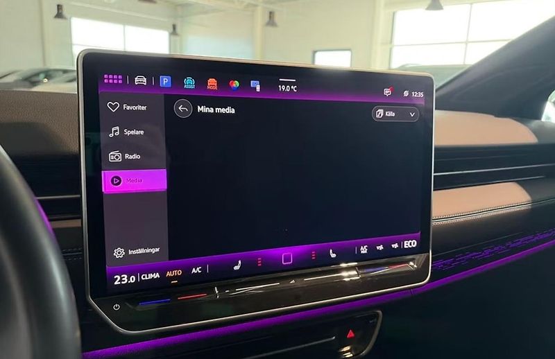 Volkswagen ID.7 Pro Masáž 360kam HuD Matrix - fotka 13 z 19