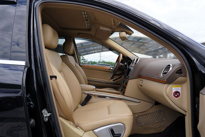 Mercedes-Benz GL 320 CDI 4Matic/navi/kůže - fotka 28 z 44