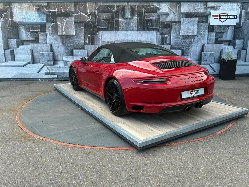Porsche 911 (2018) CARRERA 4 GTS, 3.0, 331KW, DPH - fotka 8 z 23