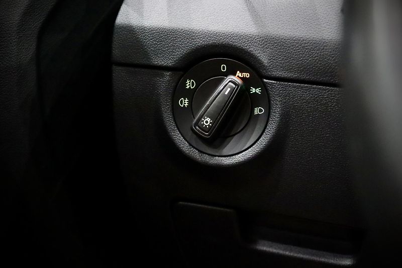 Škoda Octavia 3 FL Combi 1.4 TSI 110 kW - fotka 31 z 35