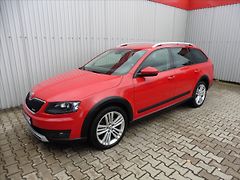 Škoda Octavia 2,0 TDi Combi 4x4 DSG Scout - fotografie inzerátu