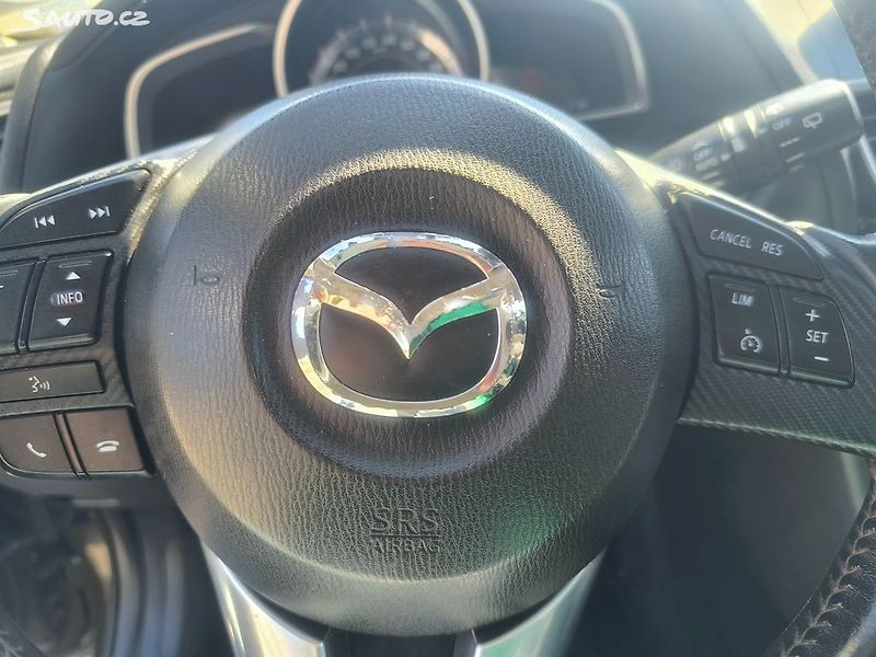 Mazda 3 2,0i,KRÁSNÁ,70KM,SERVISKA,1MAJ - fotka 18 z 25