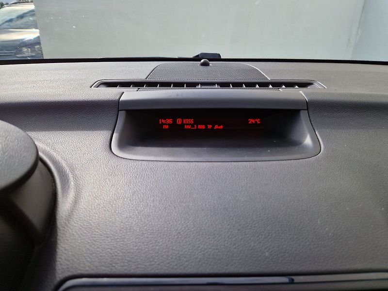 Opel Meriva 1.4 T - fotka 15 z 30